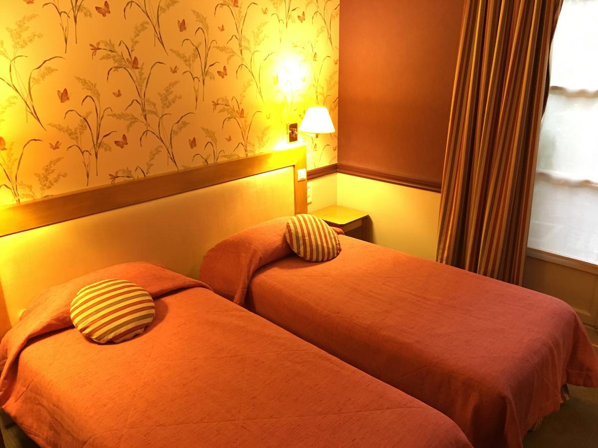 Hotel D'Albion Paris Bagian luar foto